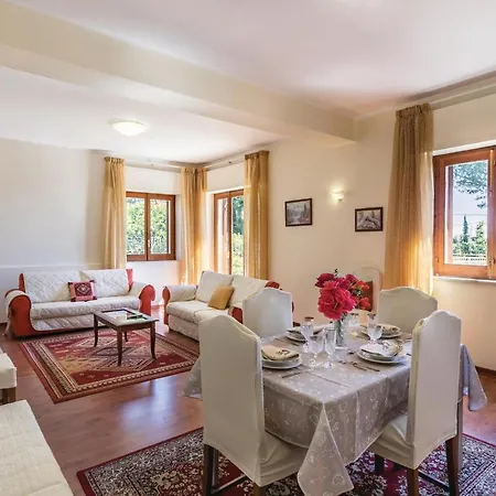 Tatil Evi Stunning Home In Zafferana Etnea With 3 Bedrooms And Wifi Zafferana Etnea