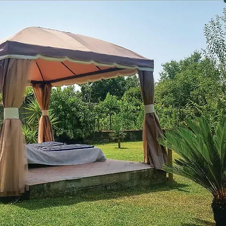 Tatil Evi Stunning Home In Zafferana Etnea With 3 Bedrooms And Wifi *